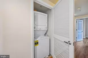 2451 Midtown Ave, Alexandria, VA 22303 - Photo 22