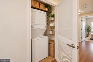 2451 Midtown Ave, Alexandria, VA 22303 - Photo 6