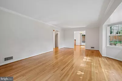 6717 Weaver Avenue, McLean, VA 22101 - Photo 8