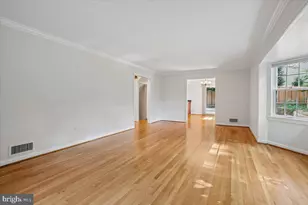 6717 Weaver Ave, McLean, VA 22101 - Photo 8