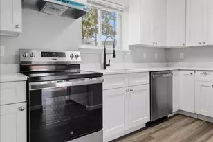 13831 Claret Ct, Chantilly, VA 20151 - Photo 14