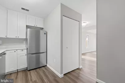 13831 Claret Court, Chantilly, VA 20151 - Photo 16