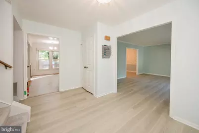 8465 Sevan Court, Annandale, VA 22003 - Photo 4