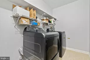 9925 Oakton Terrace Rd, Oakton, VA 22124 - Photo 12
