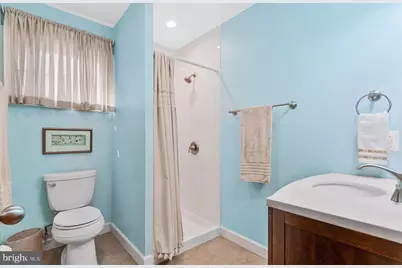 134 Kingsley Road SW, Vienna, VA 22180 - Photo 16