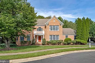 603 Carters Glen Ct SW, Vienna, VA 22180 - Photo 1