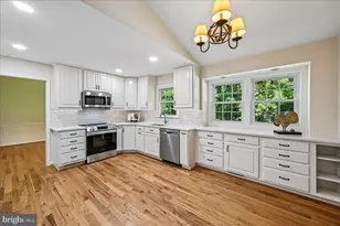7030 Flax St, Springfield, VA 22152 - Photo 8