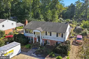 8123 Westchester Dr, Vienna, VA 22182 - Photo 8