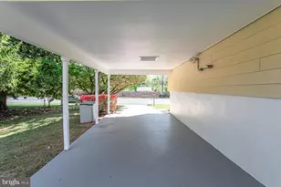 1904 Beulah Rd, Vienna, VA 22182 - Photo 6