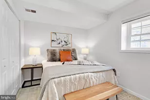 9005 Triple Ridge Rd, Fairfax Station, VA 22039 - Photo 2