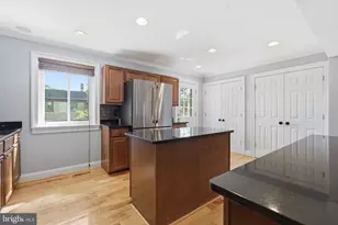 2902 Jermantown Rd, Oakton, VA 22124 - Photo 8