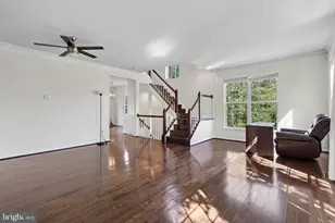 13580 Flying Squirrel Dr, Herndon, VA 20171 - Photo 8