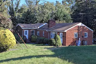 3215 Apex Cir, Falls Church, VA 22044 - Photo 2
