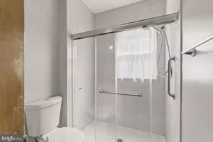 6015 Clames Dr, Alexandria, VA 22310 - Photo 30