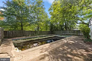 6015 Clames Dr, Alexandria, VA 22310 - Photo 32