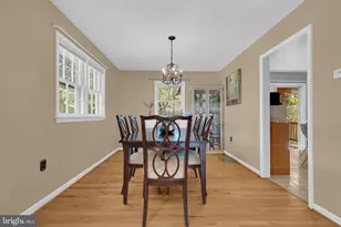 8004 Lynnfield Dr, Alexandria, VA 22306 - Photo 10