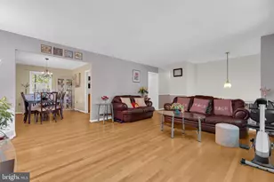 8004 Lynnfield Dr, Alexandria, VA 22306 - Photo 8