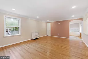 6421 Woodville Dr, Falls Church, VA 22044 - Photo 40