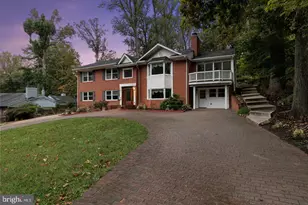 6421 Woodville Dr, Falls Church, VA 22044 - Photo 64