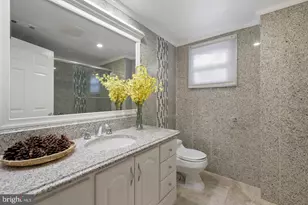 6421 Woodville Dr, Falls Church, VA 22044 - Photo 34