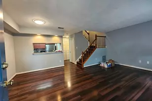 14431 Gringsby Ct, Centreville, VA 20120 - Photo 4