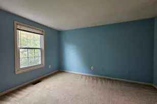 14431 Gringsby Ct, Centreville, VA 20120 - Photo 8