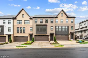 4911 Longmire Wy, Chantilly, VA 20151 - Photo 1