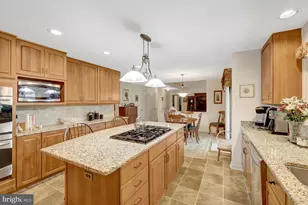 6290 Homar Pond Ct, Fairfax Station, VA 22039 - Photo 24