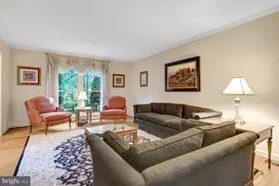 6290 Homar Pond Ct, Fairfax Station, VA 22039 - Photo 8