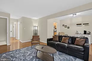 2314 Horseferry Ct, Reston, VA 20191 - Photo 6