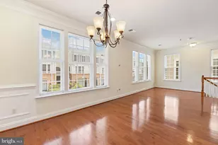 7134 Huntley Creek Pl, Alexandria, VA 22306 - Photo 4