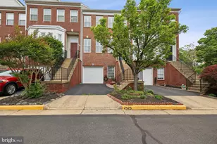 2525 James Madison Cir, Herndon, VA 20171 - Photo 2