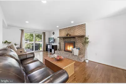6816 Rock Creek Court, Alexandria, VA 22306 - Photo 10