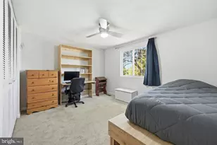 6816 Rock Creek Ct, Alexandria, VA 22306 - Photo 16