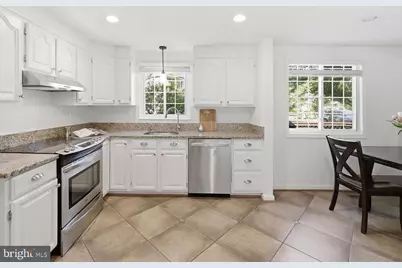 6816 Rock Creek Court, Alexandria, VA 22306 - Photo 6