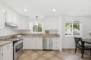 6816 Rock Creek Ct, Alexandria, VA 22306 - Photo 6