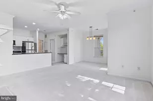 12921 Centre Park Cir, Herndon, VA 20171 - Photo 10