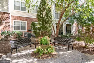 12921 Centre Park Cir, Herndon, VA 20171 - Photo 30
