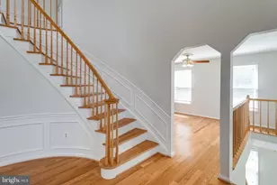7365 Mallory Cir, Alexandria, VA 22315 - Photo 4