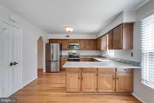 7365 Mallory Cir, Alexandria, VA 22315 - Photo 24