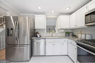 5905 Grisby House Court, Centreville, VA 20120 - Photo 8