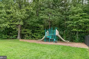 11725 Summerchase Cir, Reston, VA 20194 - Photo 24