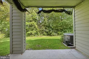 11725 Summerchase Cir, Reston, VA 20194 - Photo 20