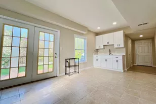 14120 Rock Canyon Dr, Centreville, VA 20121 - Photo 2