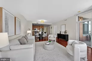 8220 Crestwood Heights Dr, McLean, VA 22102 - Photo 2
