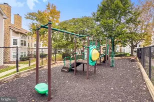 5608 Willoughby Newton Dr, Centreville, VA 20120 - Photo 44