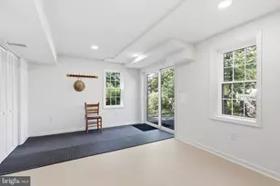 11800 Briar Mill Ln, Reston, VA 20194 - Photo 40