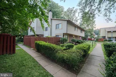 10699 Spring Oak Court, Burke, VA 22015 - Photo 2