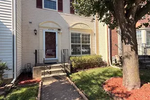 6778 Jenny Leigh Ct, Centreville, VA 20121 - Photo 2