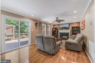3198 Kinross Circle, Herndon, VA 20171 - Photo 12
